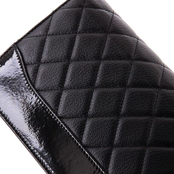 Chanel Gabrielle Wallet on Chain Quilted Aged Calfskin Black - Picture 7 of 9